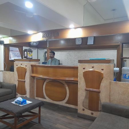 Hotel Mayur By Wb Inn Ulhasnagar Exterior photo
